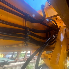 Heavy-Equipment-Construction-Machinery-Pressure-Washing 4